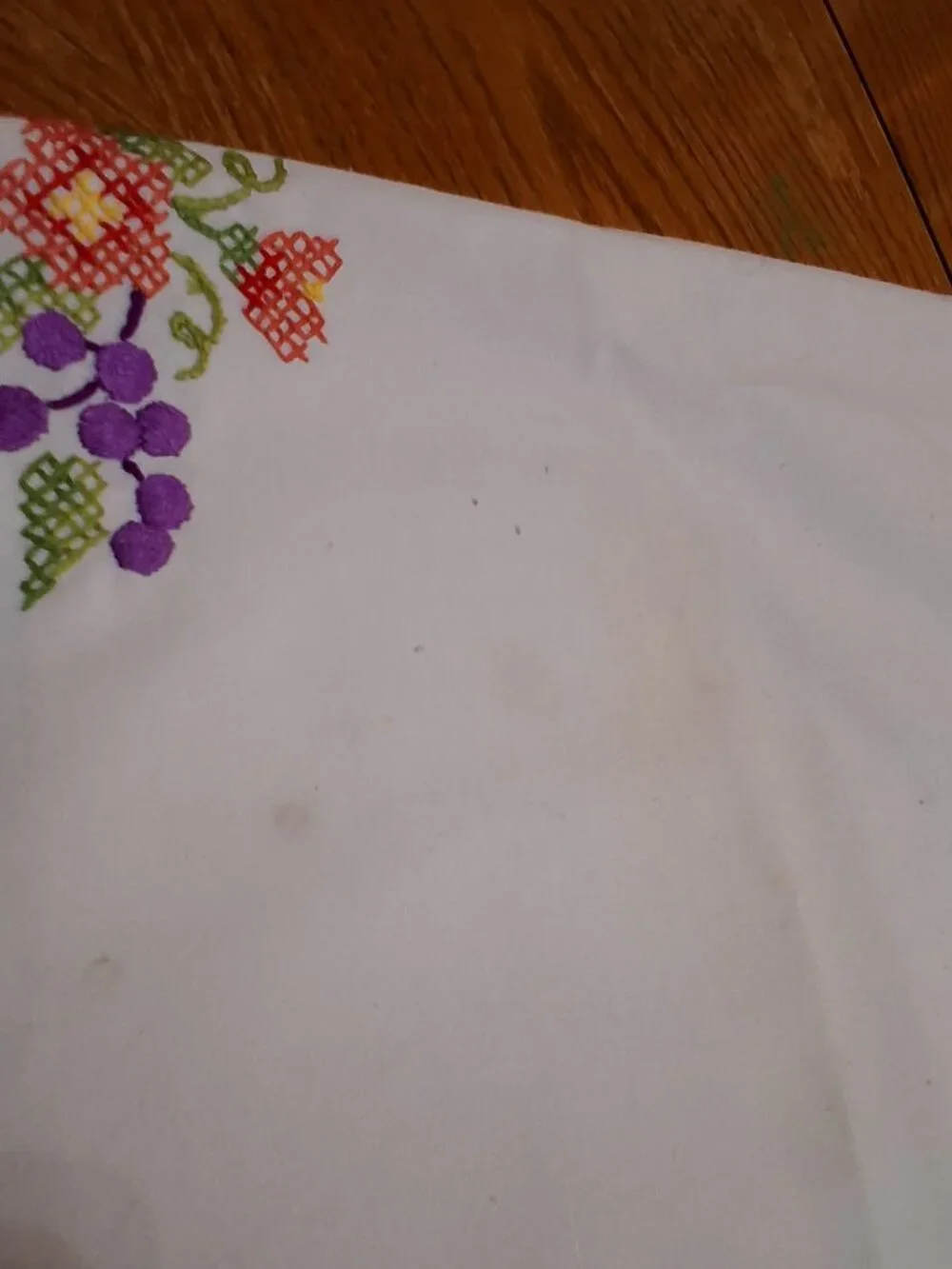 Embroidered Floral Table Runner